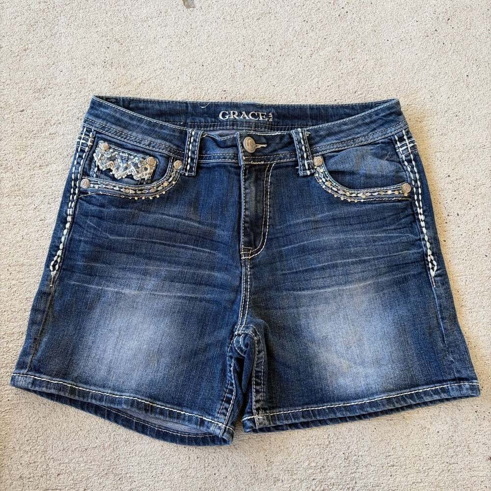 Grace in LA Women's Dark Wash Embellished Embroidered Pocket Denim Shorts Sz 31
